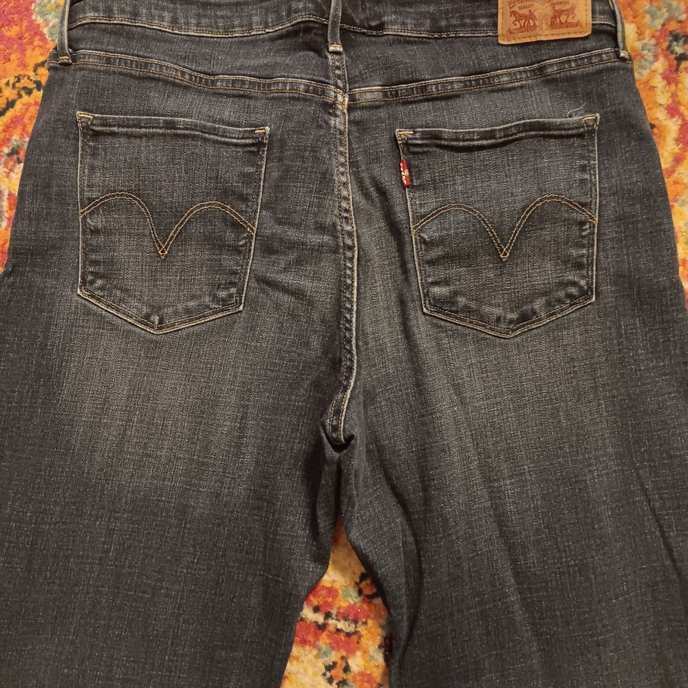 Levi skinny jeans